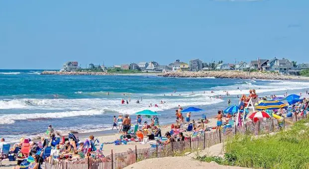 Dog-Friendly Beaches Rhode Island