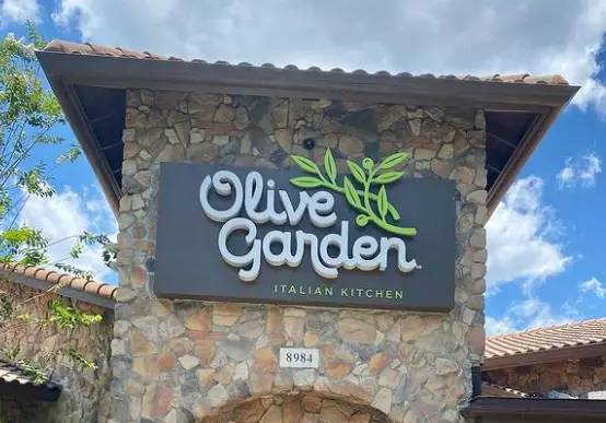 Does Olive Garden Allow Dogs
